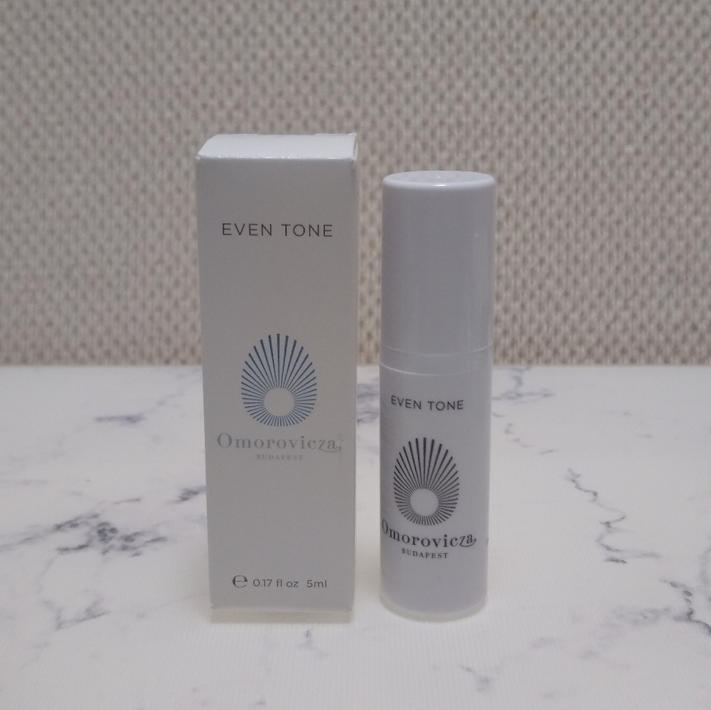 Omorovicza Even Tone Serum Mini Travel Size .17 oz. New In Box